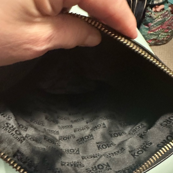 Michael Kors Crosby & wallet set. Black pebble leather Both excellent condition - Picture 7 of 7